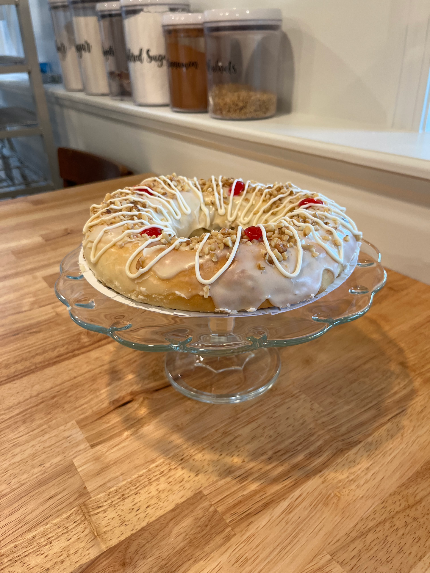 Char's Large Cake (Cinnamon Brown Sugar Walnut)